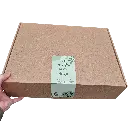 cadeaubox large met hand.webp